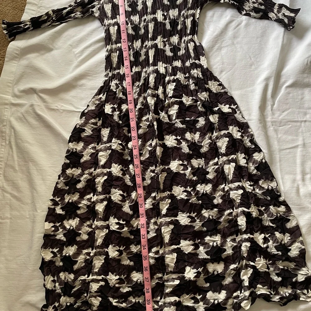 Dress - Picture 3 of 10